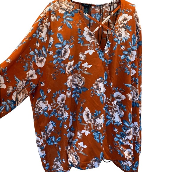 Rue+ Size 4x Fall Light Weight - Picture 6 of 7